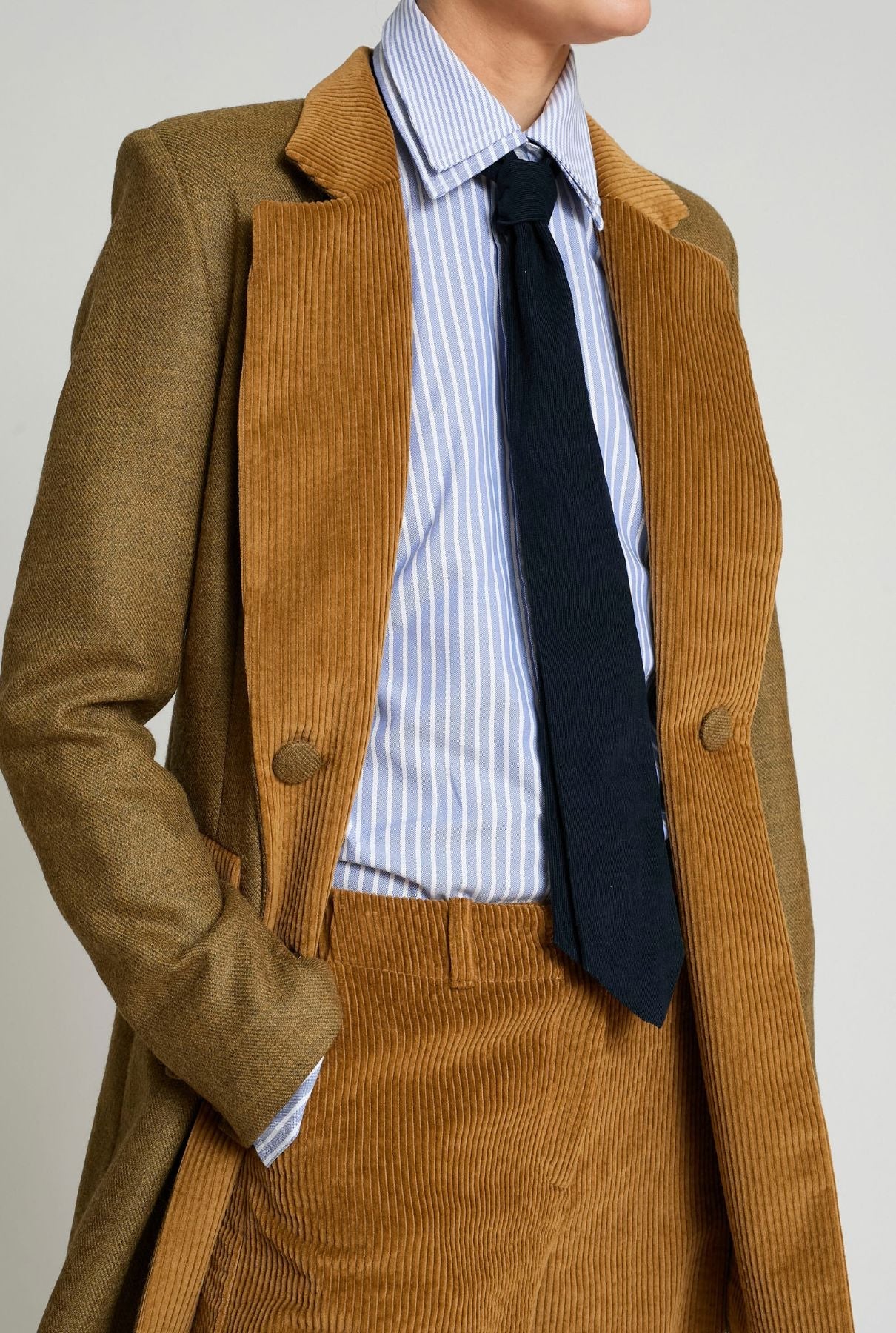 AMERICANA ORDET CAMEL