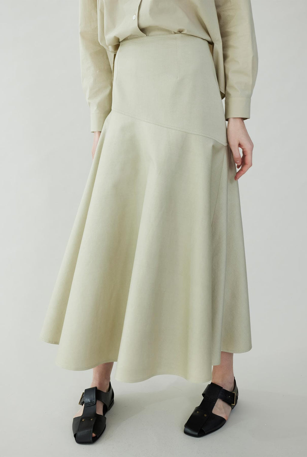 Asymmetrical cotton skirt