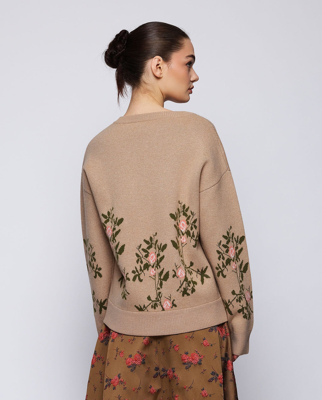 Jersey beige jacquard floral de lana cashmere