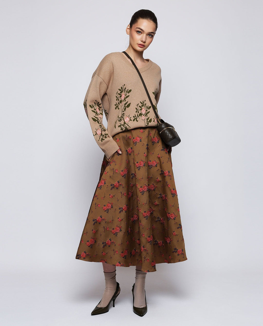 Jersey beige jacquard floral de lana cashmere