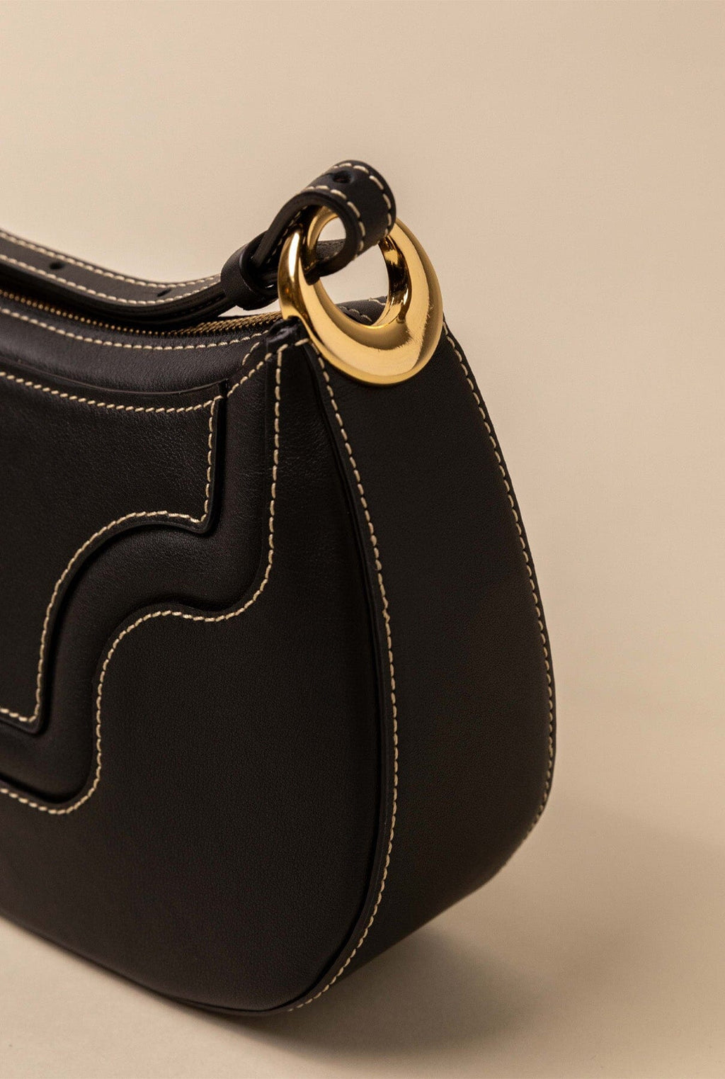 Binomio Black Leather Shoulder Bag