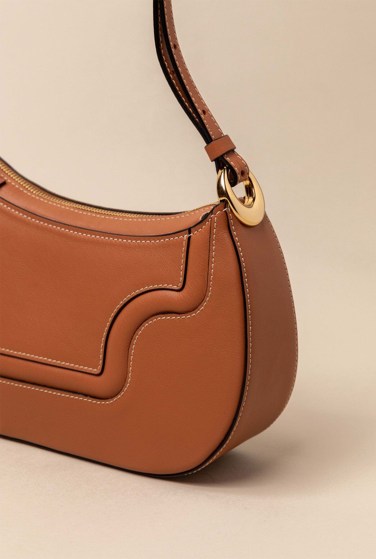 Binomio Light Caramel Leather Shoulder Bag