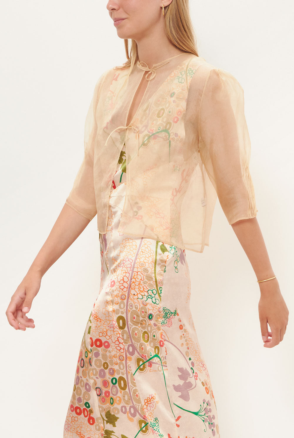 Blusa organza beige