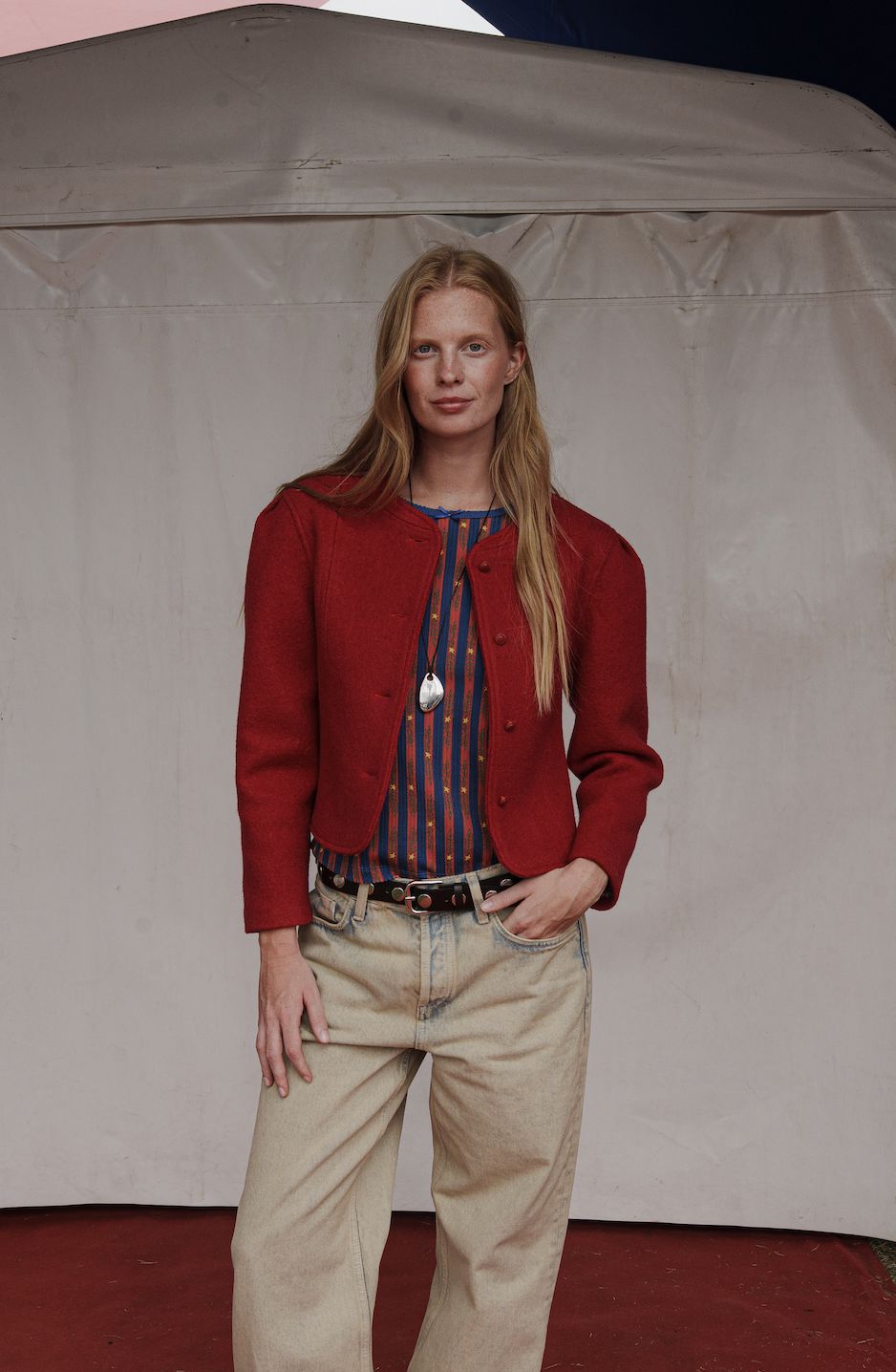 CHAQUETA CLOWN AUSTRIACA ROJA