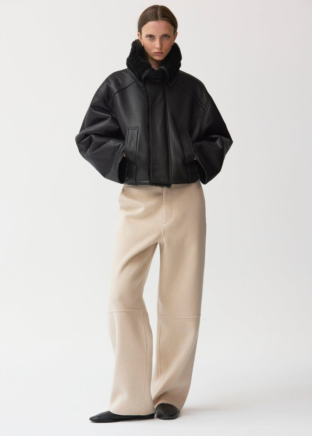Chaqueta corta de pelo y piel napa