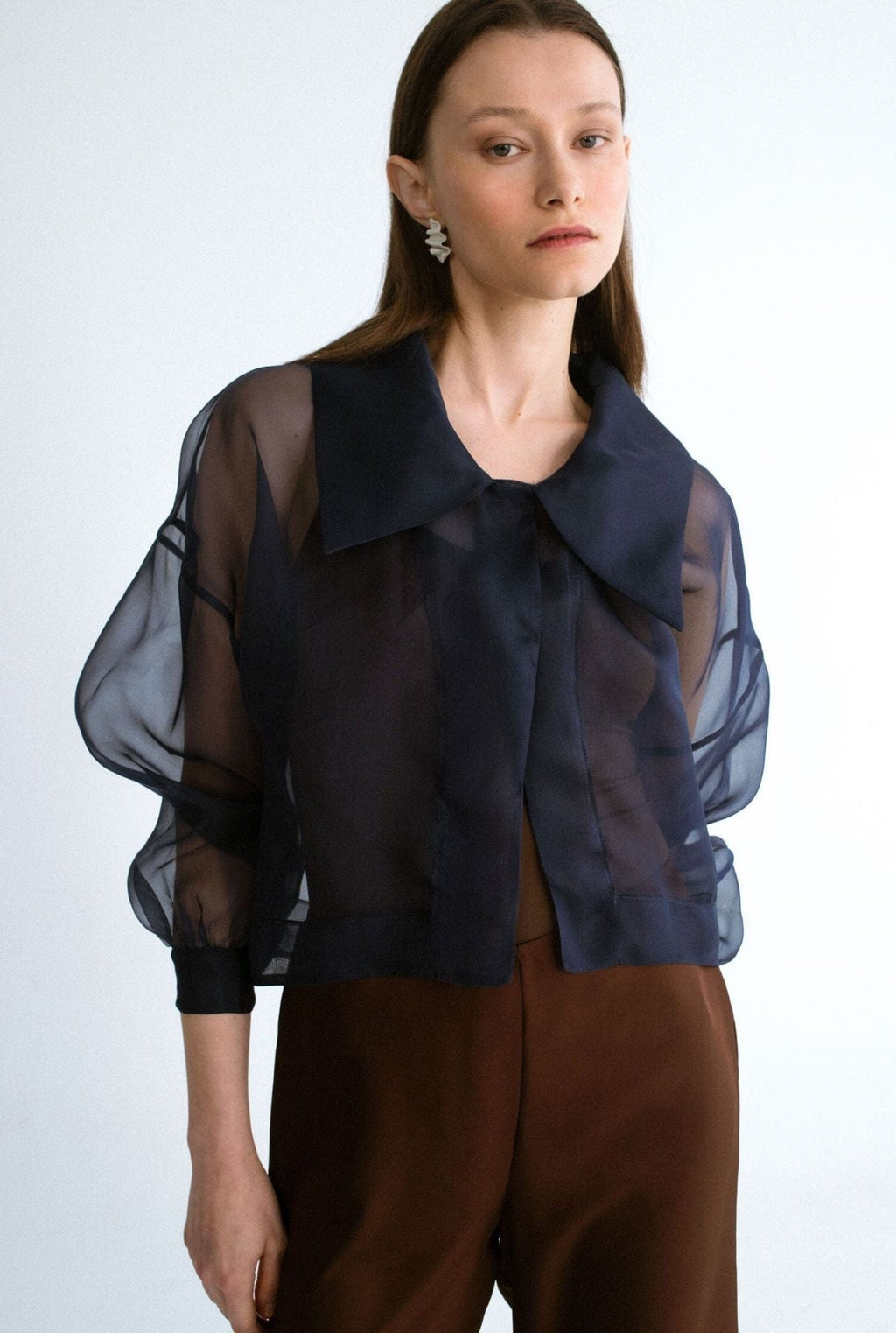 Chaqueta corta organza azul