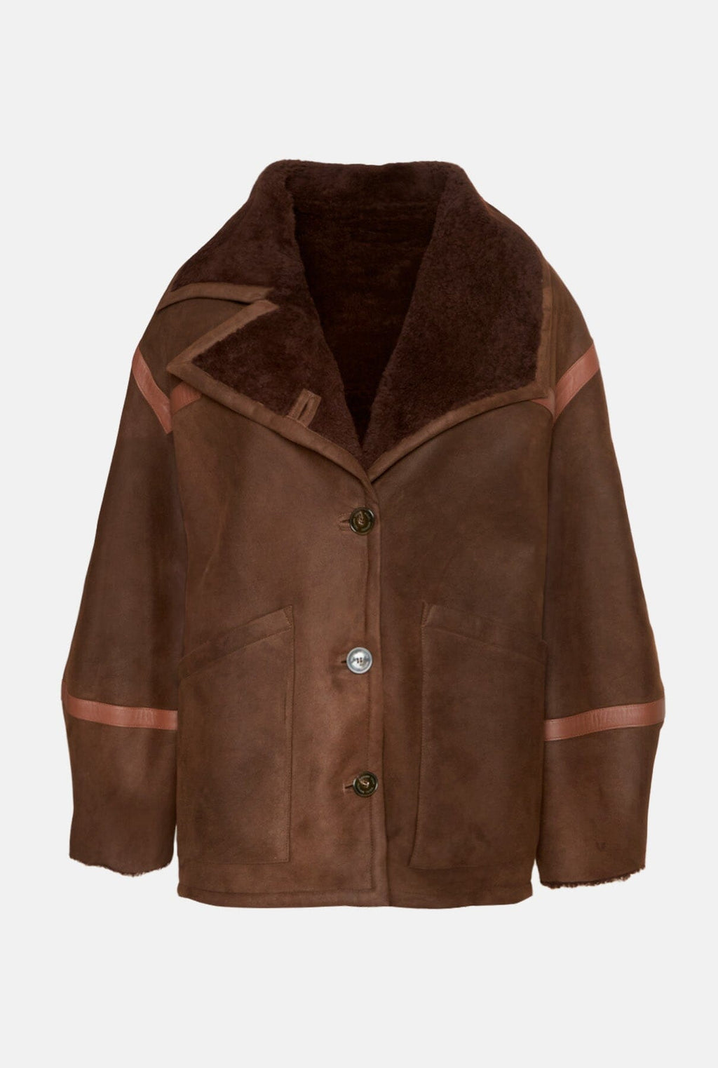Chaqueta de pelo y detalles de cuero