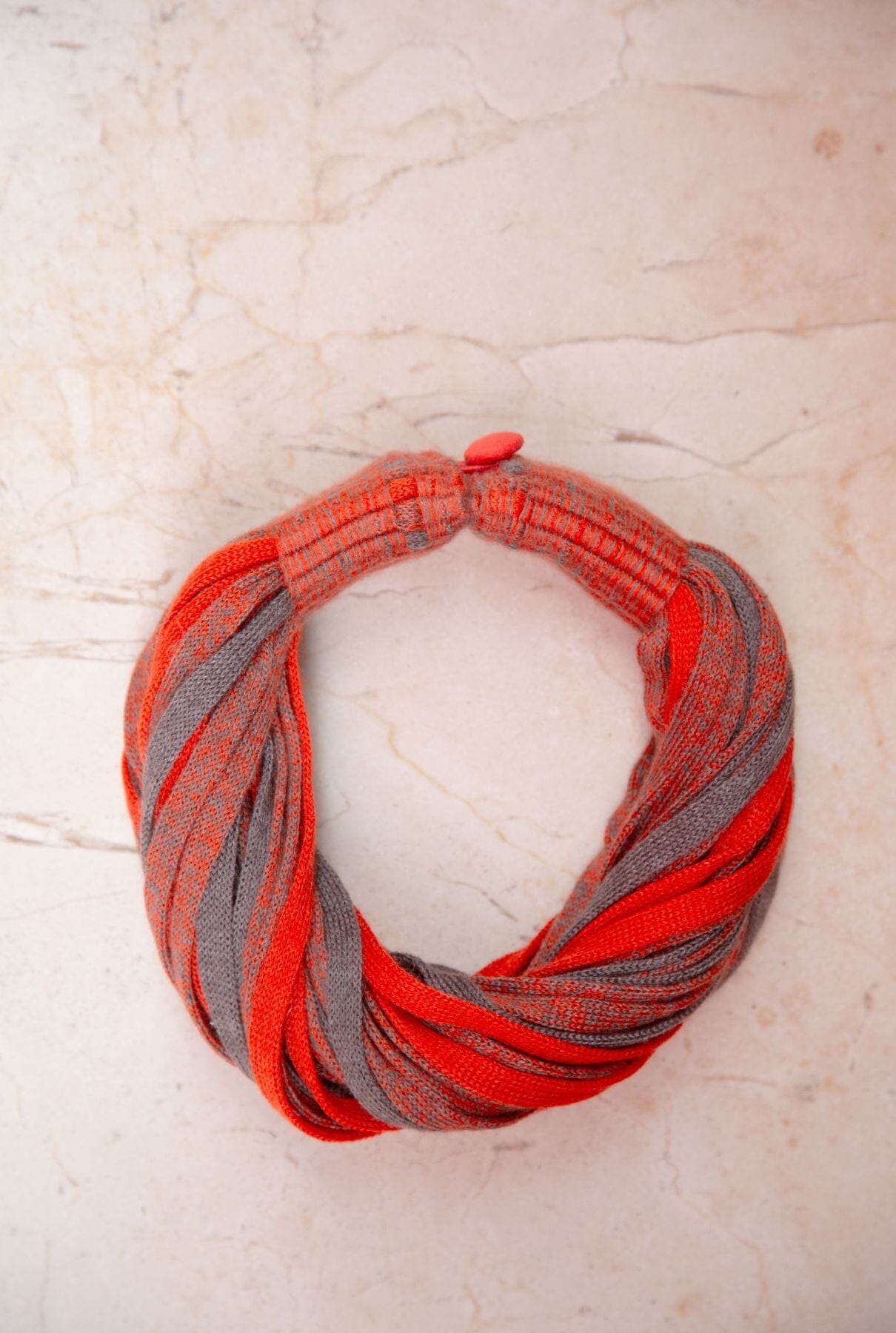 COLLAR CASHMERE/ SEDA NARANJA/ MARRÓN GRIS