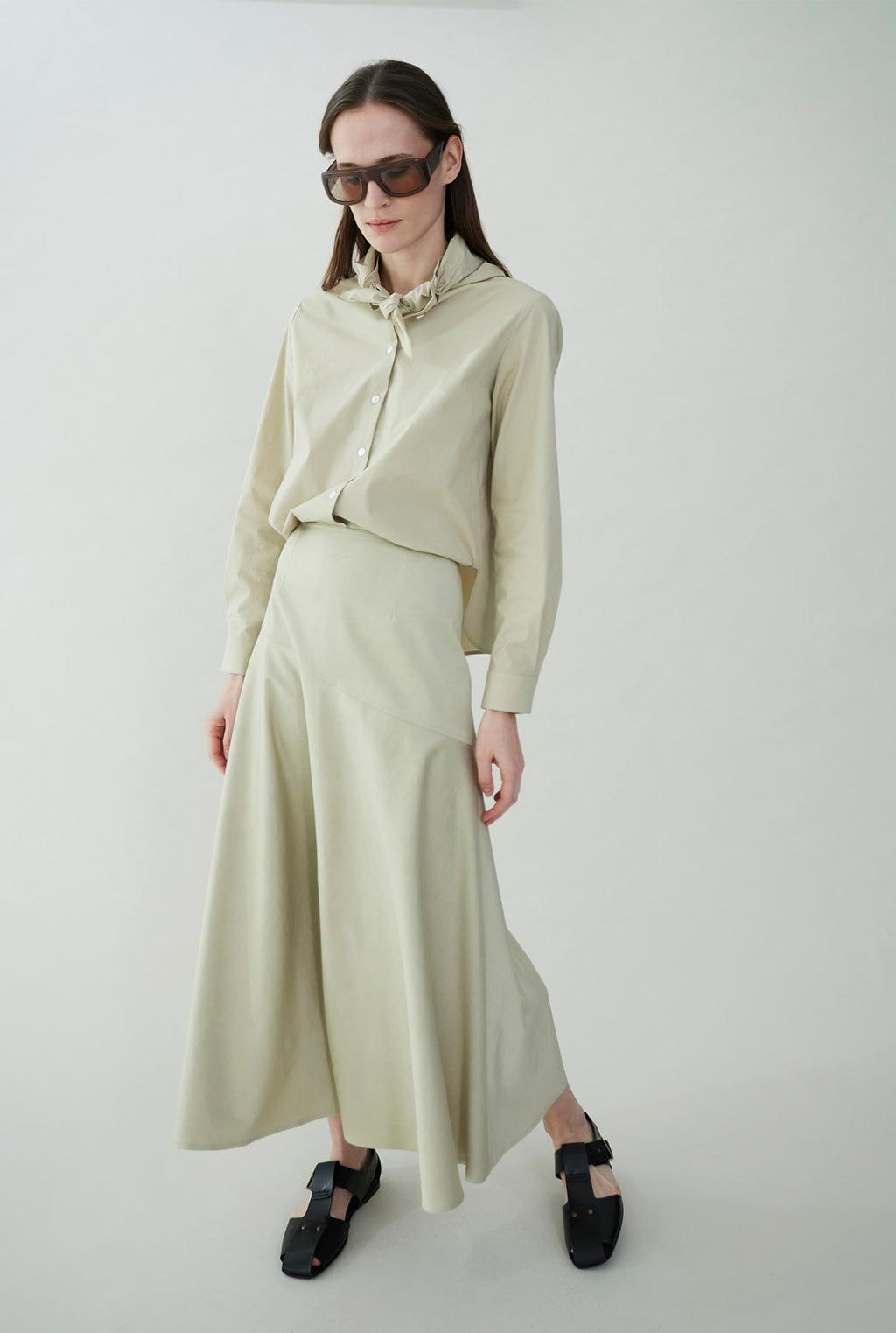 Cotton blouse with embroidered collar