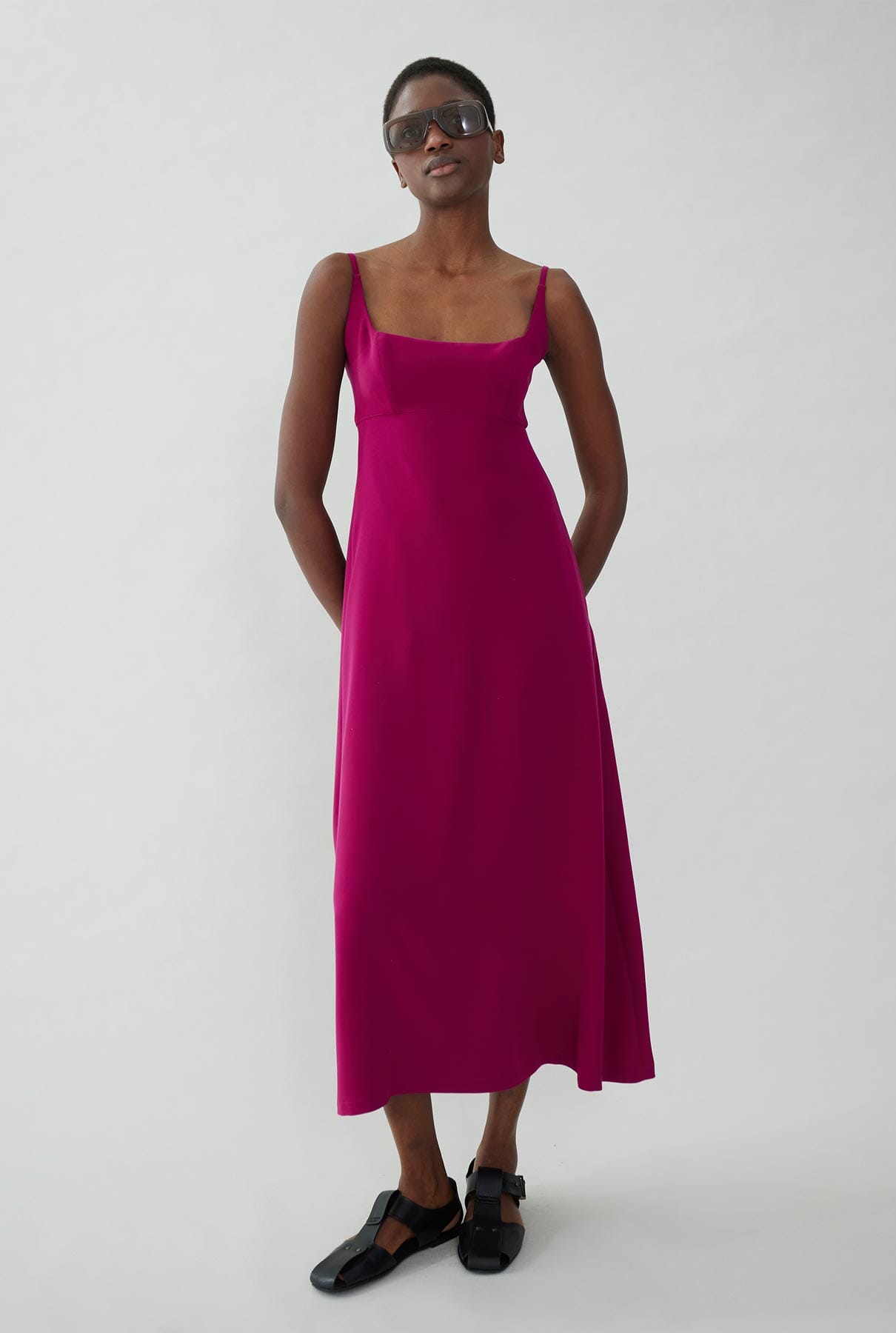 Cotton dress with straps and half-layer skirt