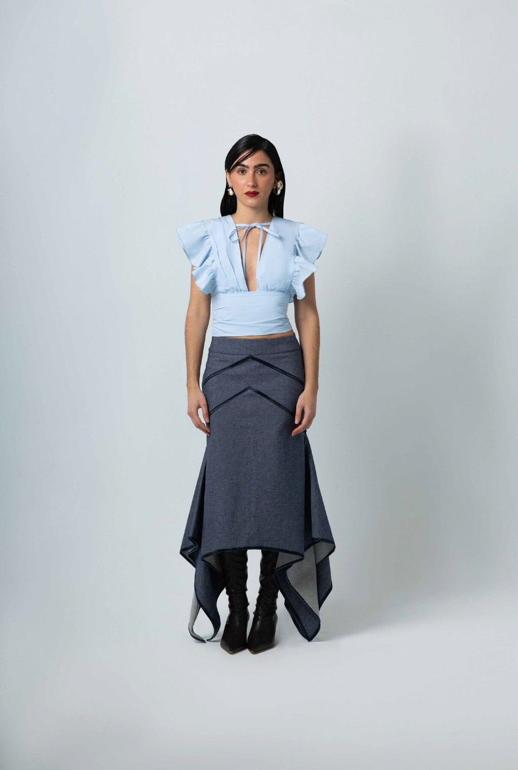 Falda con cortes azul marino