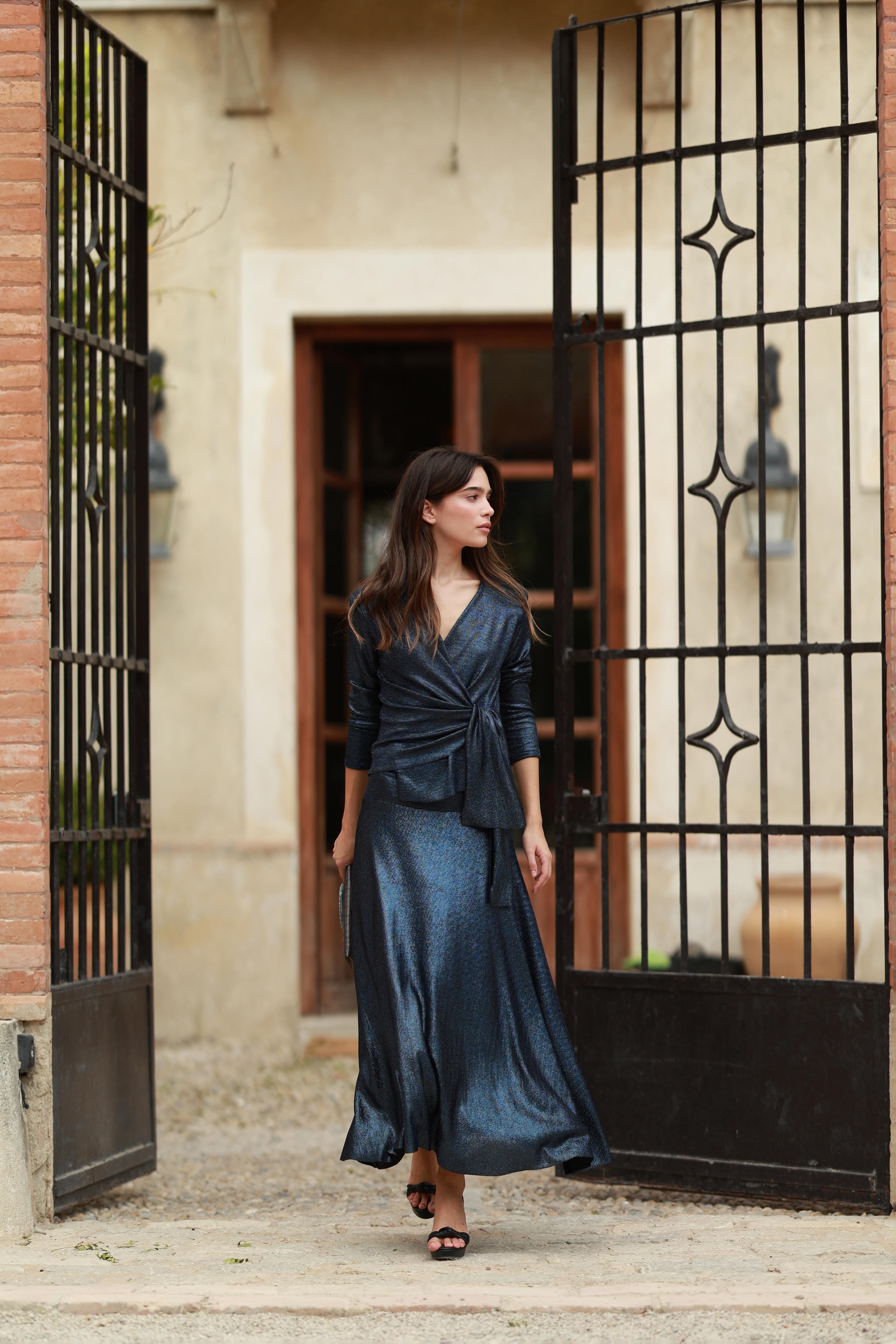 FALDA LIRIO AZUL