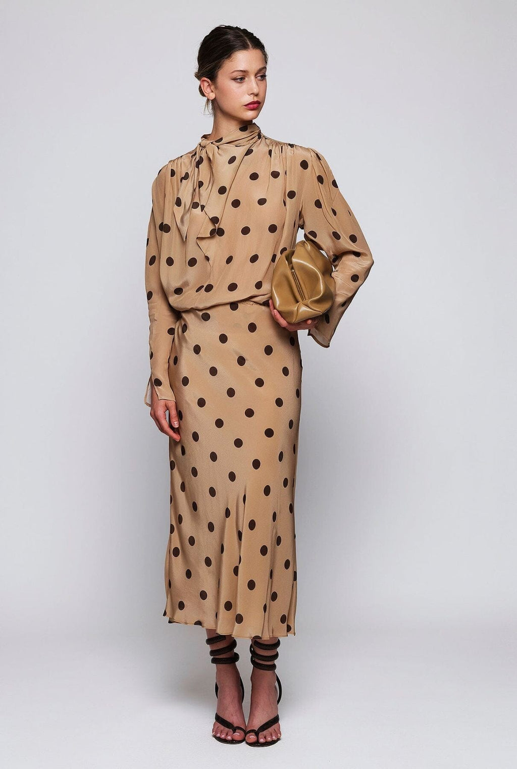 Falda midi beige estampado lunares marrón
