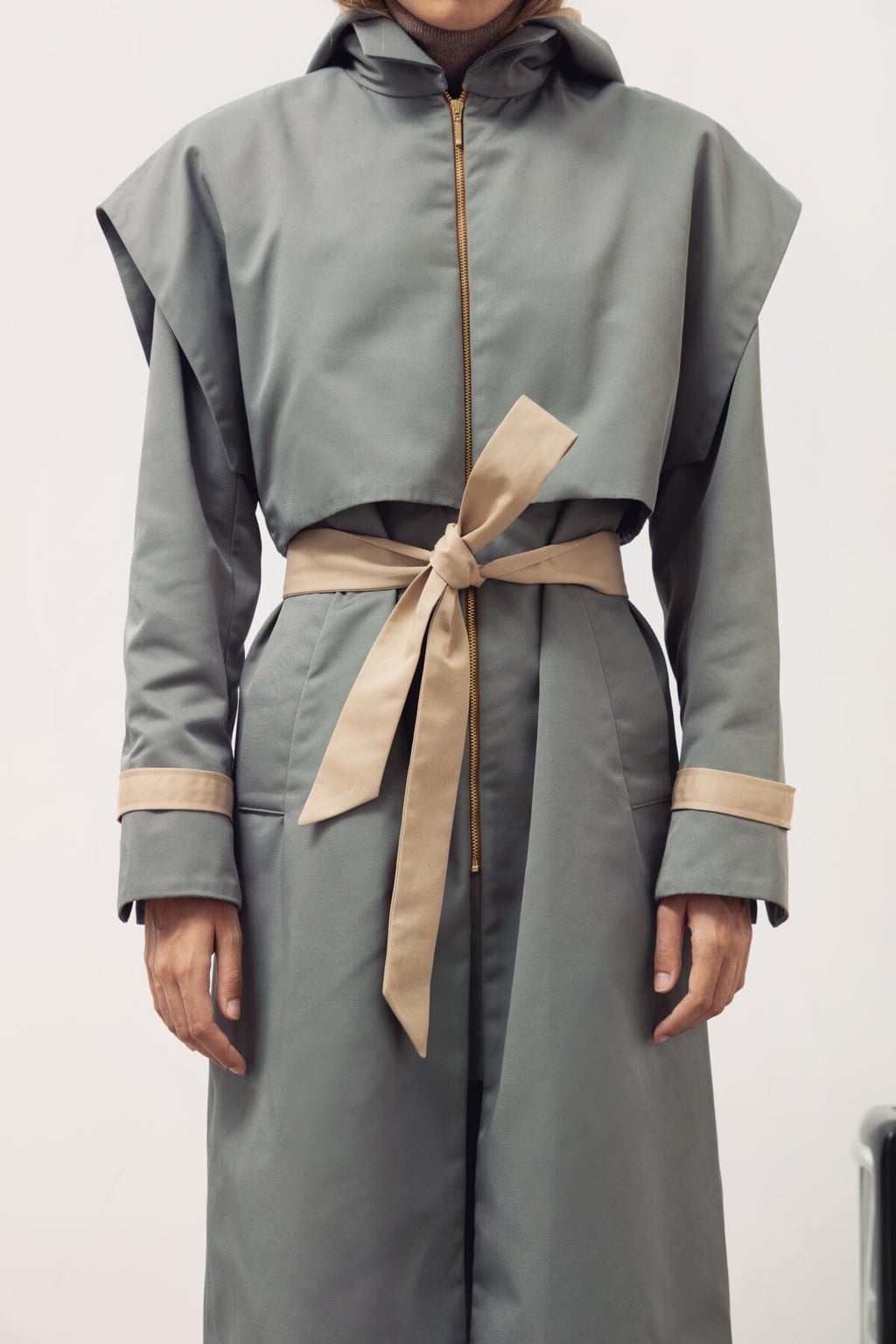 Gabardina Benedetta duo capucha agua