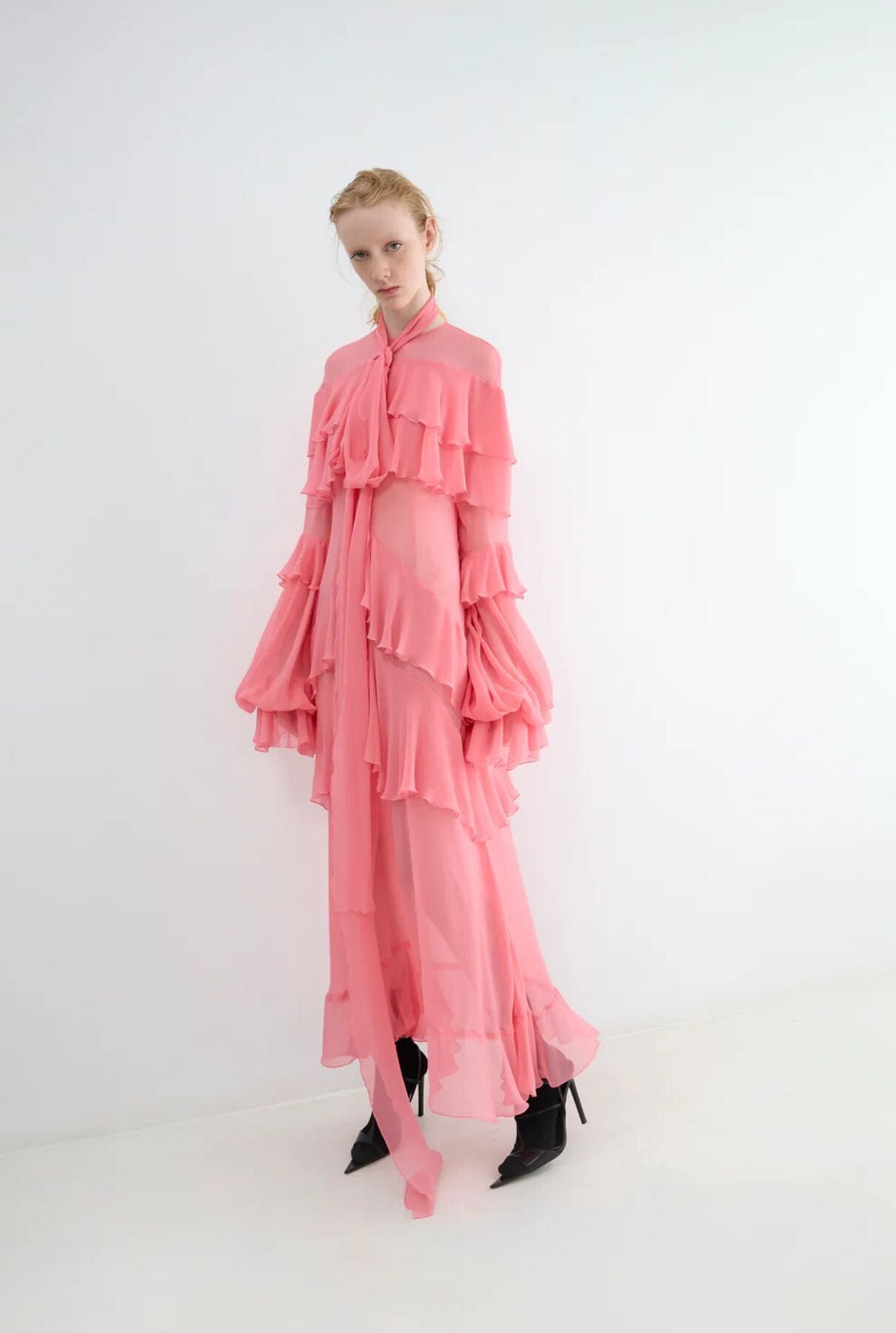 GIRLIE RUFFLE DRESS