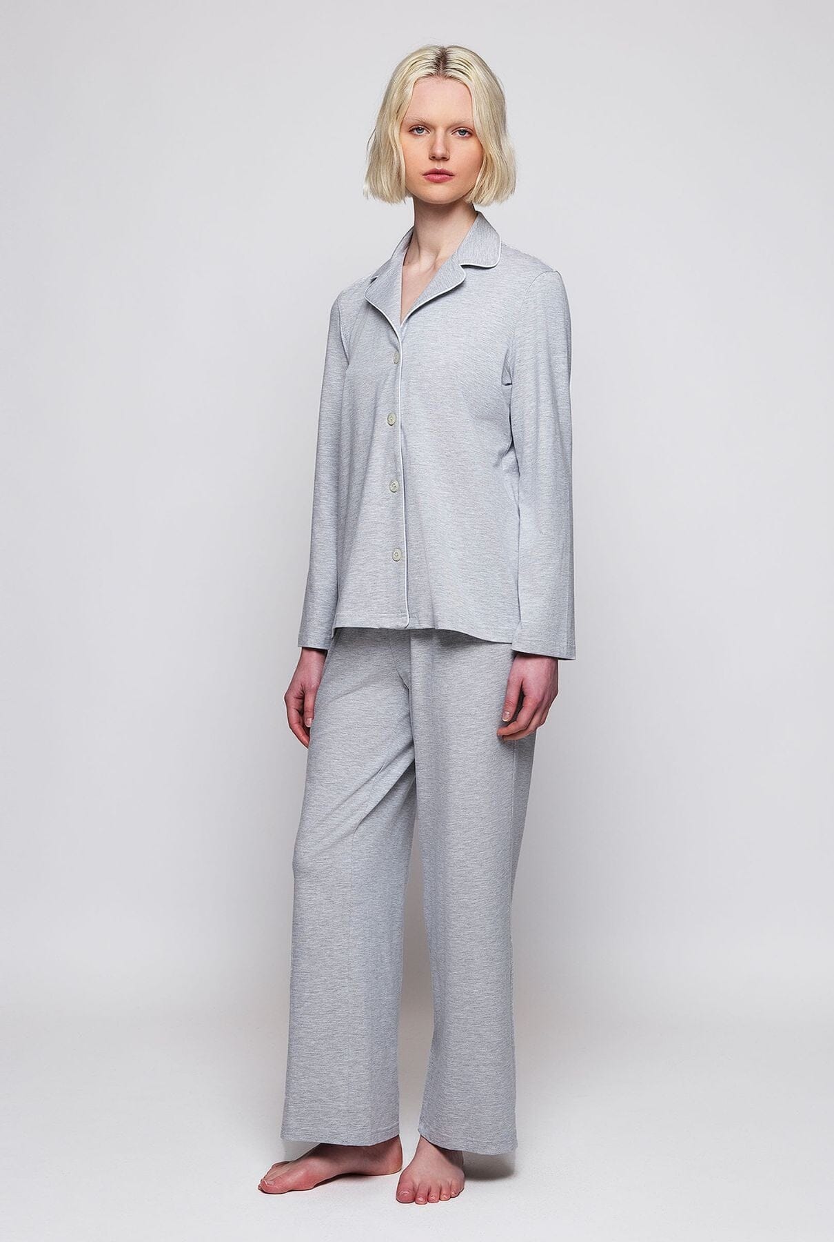 Pijama largo gris de punto modal