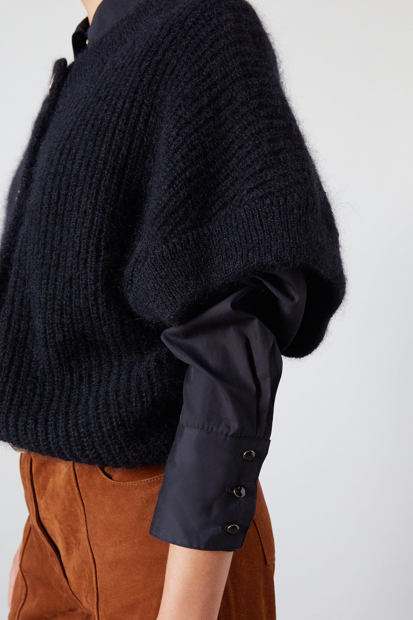 Luca Vest Black