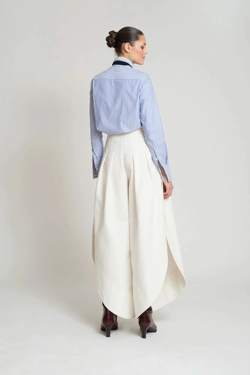PANTALON TULIPAN BLANCO ROTO