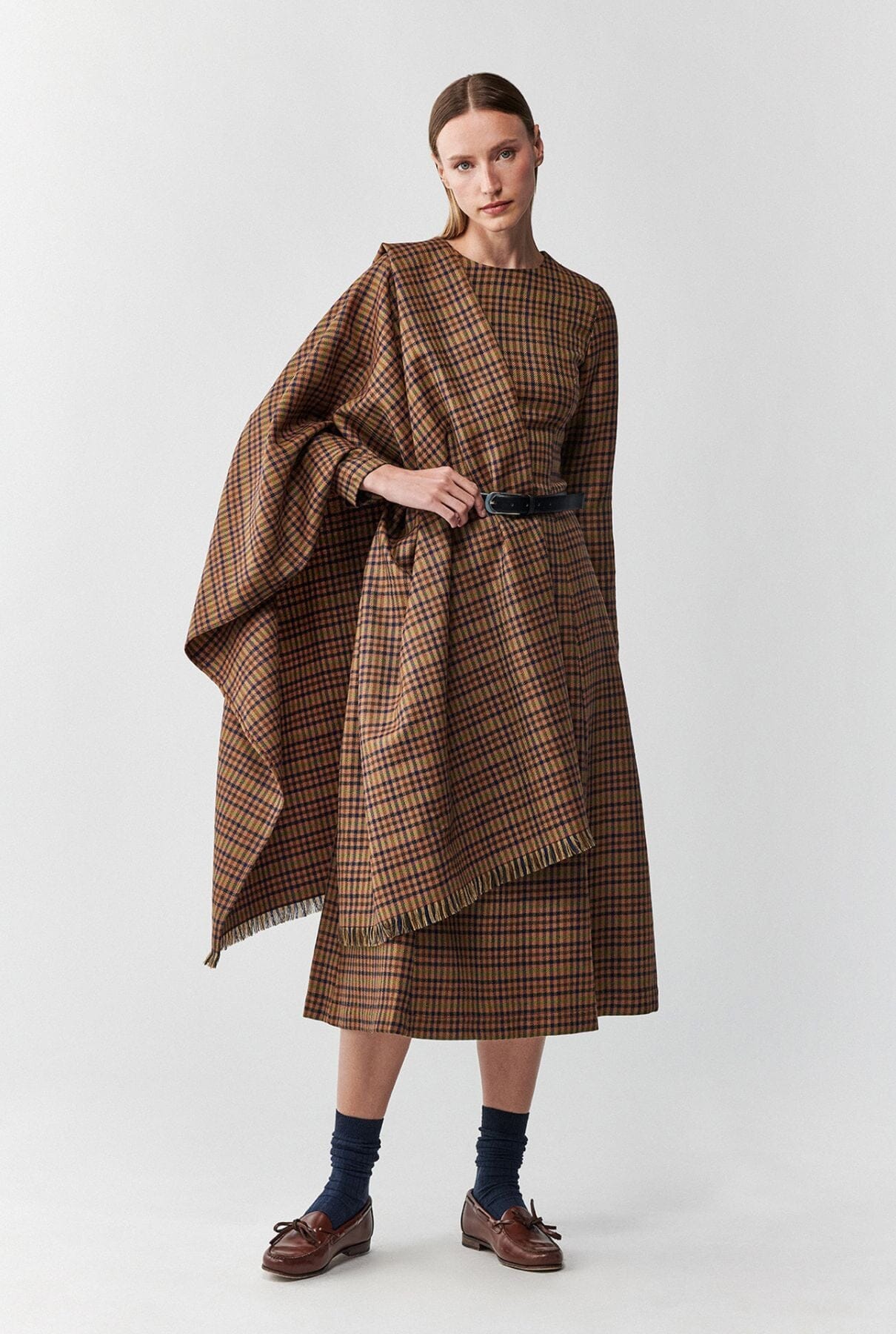 PONCHO ISLAY