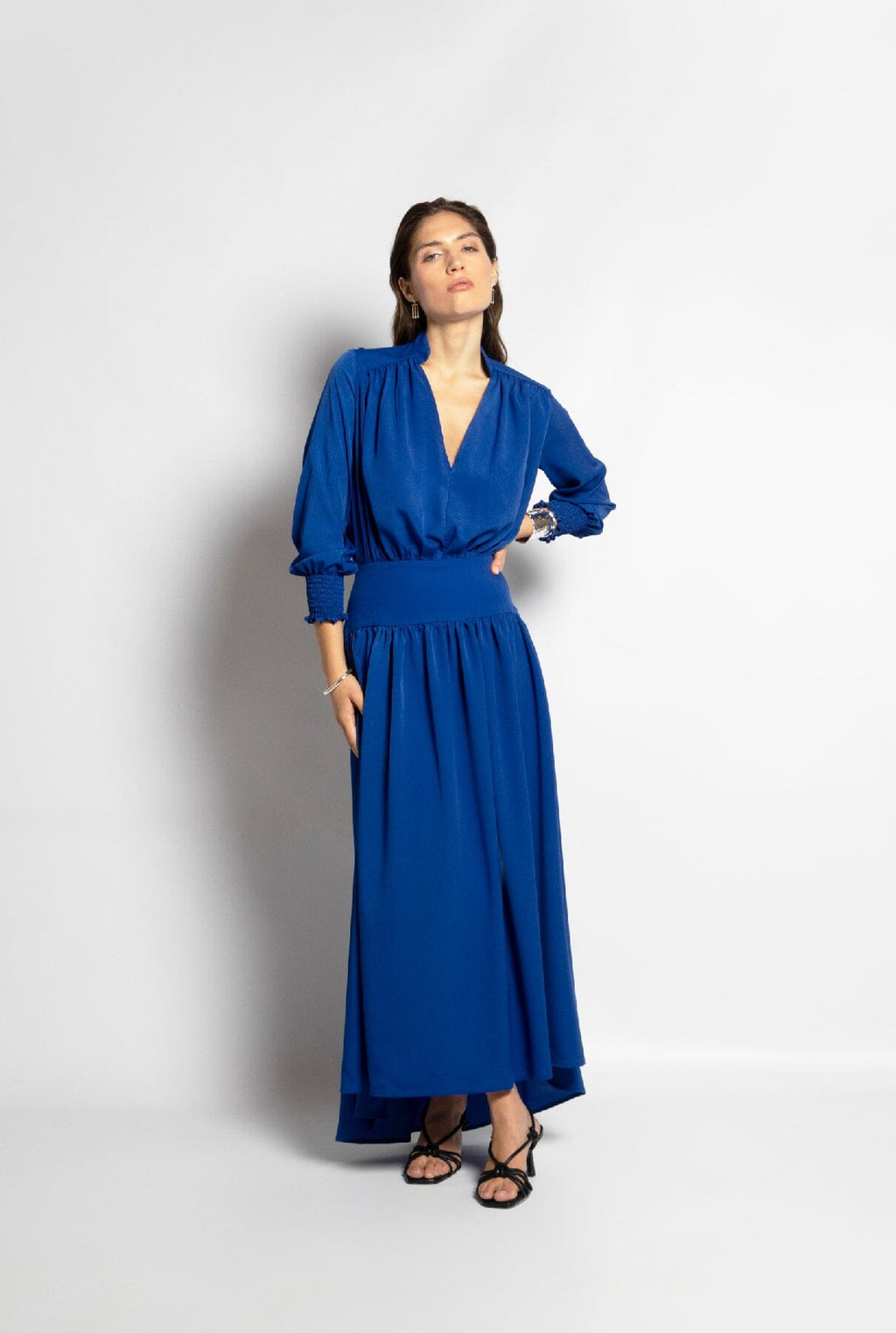 Vestido Beatriz azul Klein