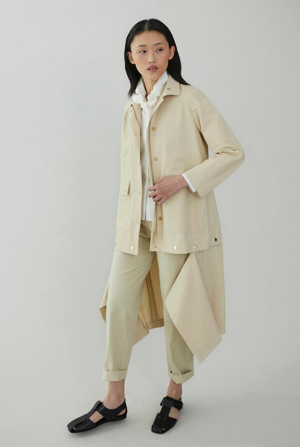 Straight cotton pants with french pocket and turn-up at the hem