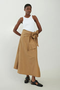 Taffeta skirt with side slit and bow