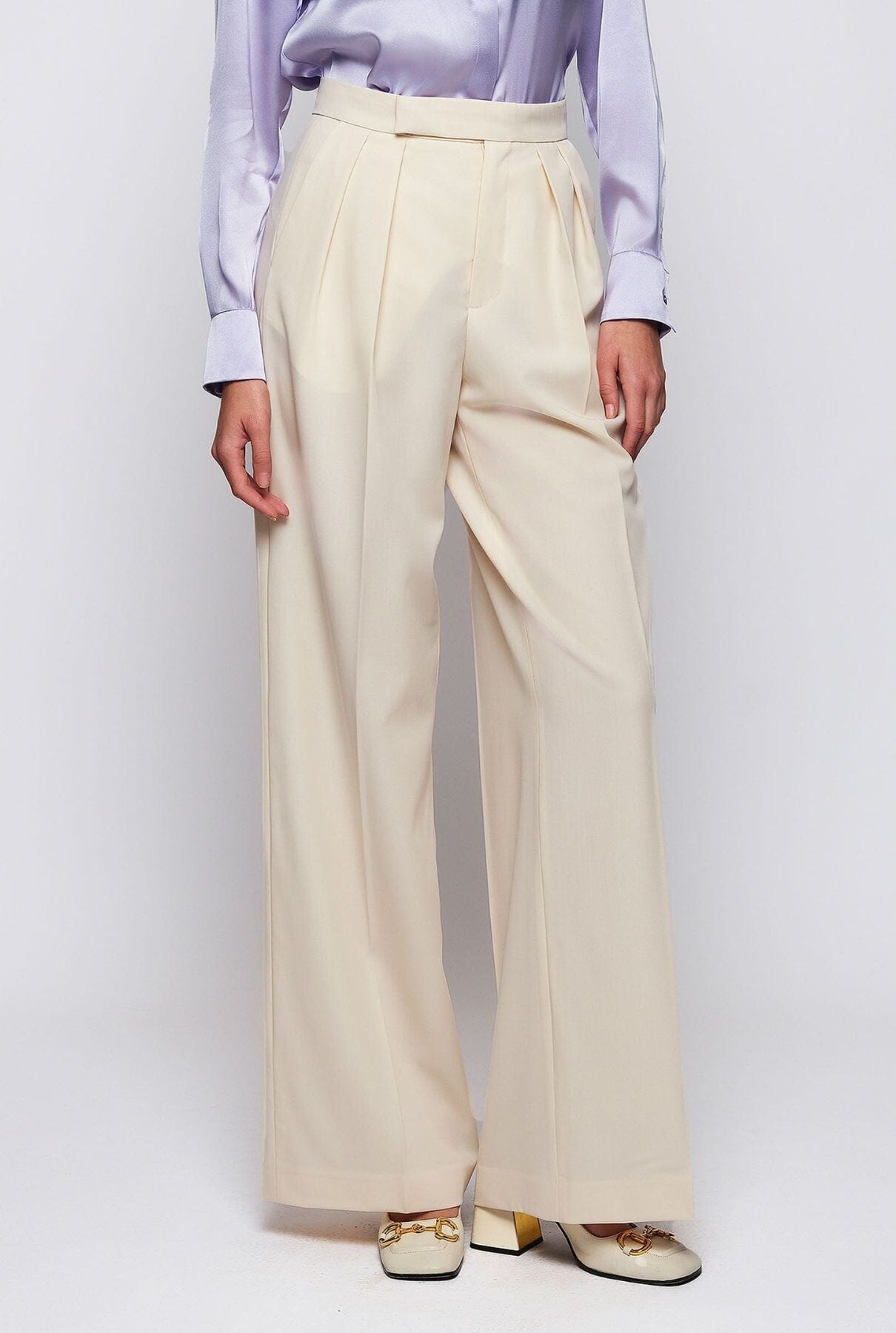 Pantalón traje vainilla de lana