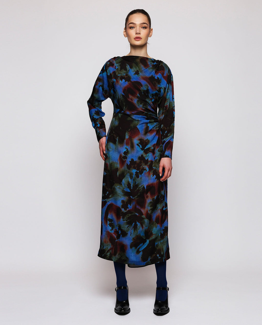 Vestido midi azul estampado