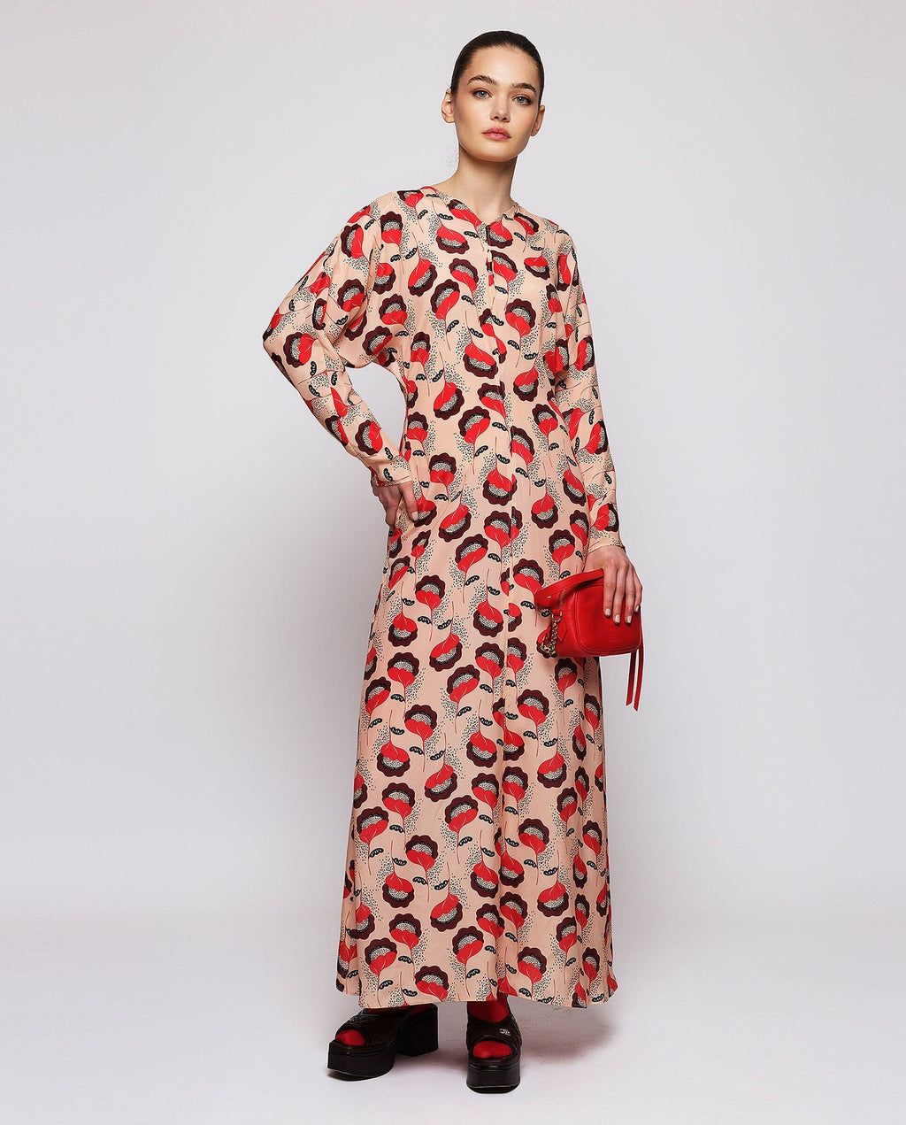 Vestido rojo y rosa estampado floral